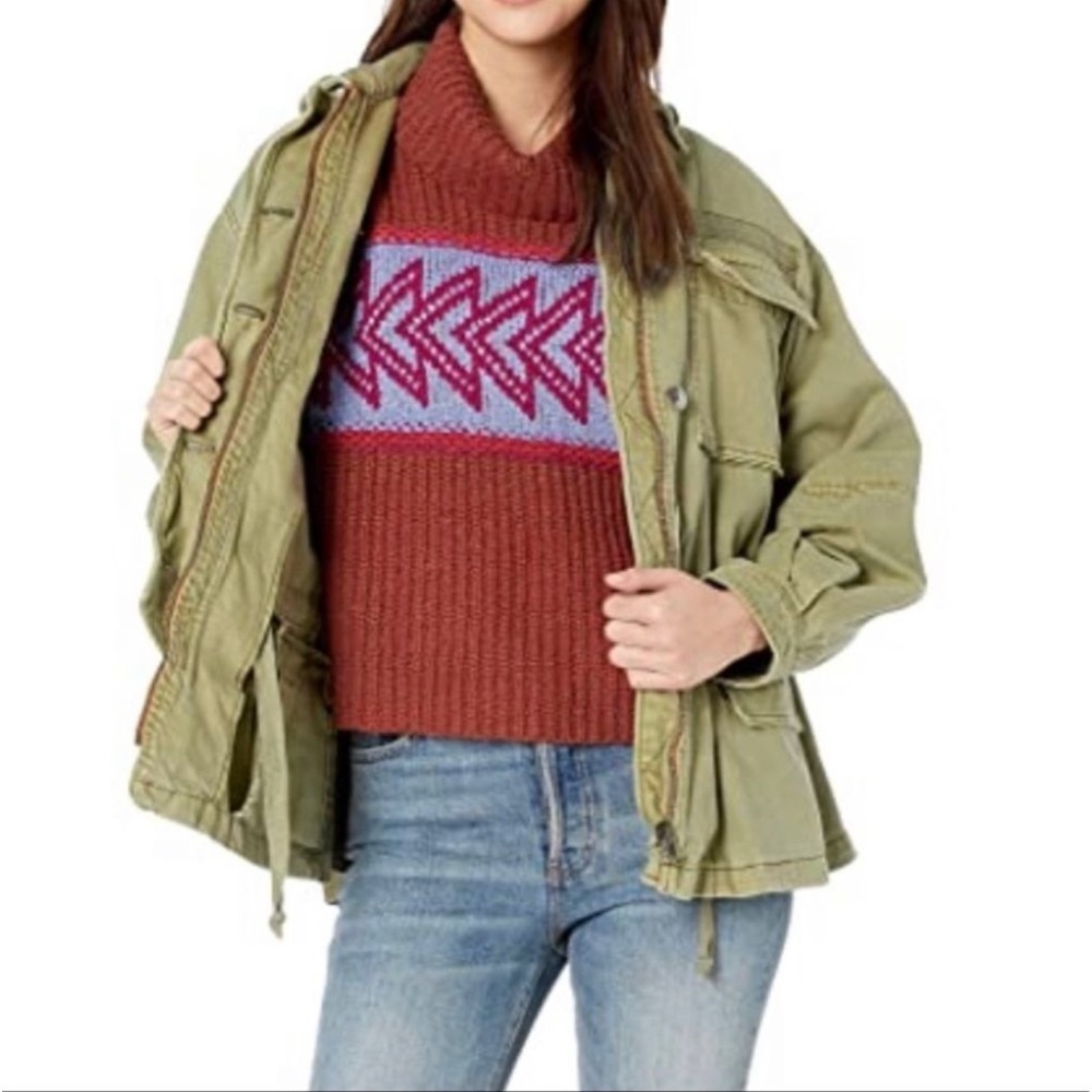 NWOT Free People Seize the day Utility Jacket Size L PRICED TO SELL!